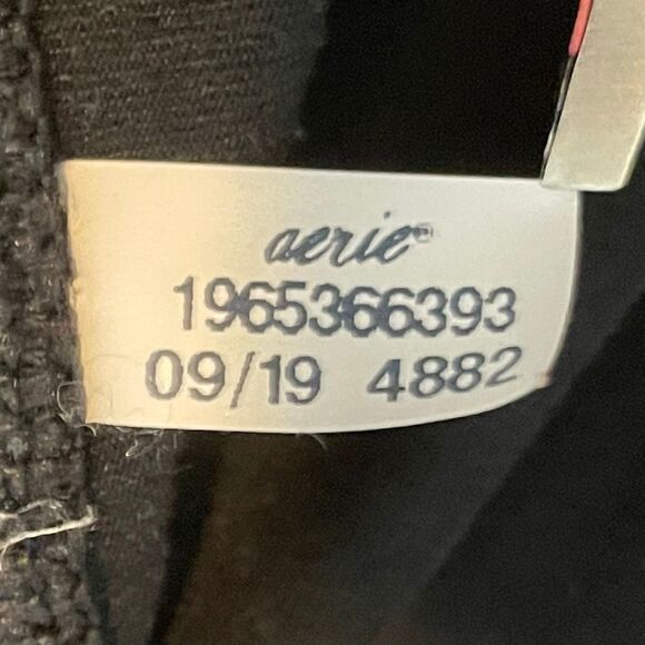 OFFLINE By Aerie Leggings Black The Hugger High Waisted Pocket L Long - Picture 6 of 6